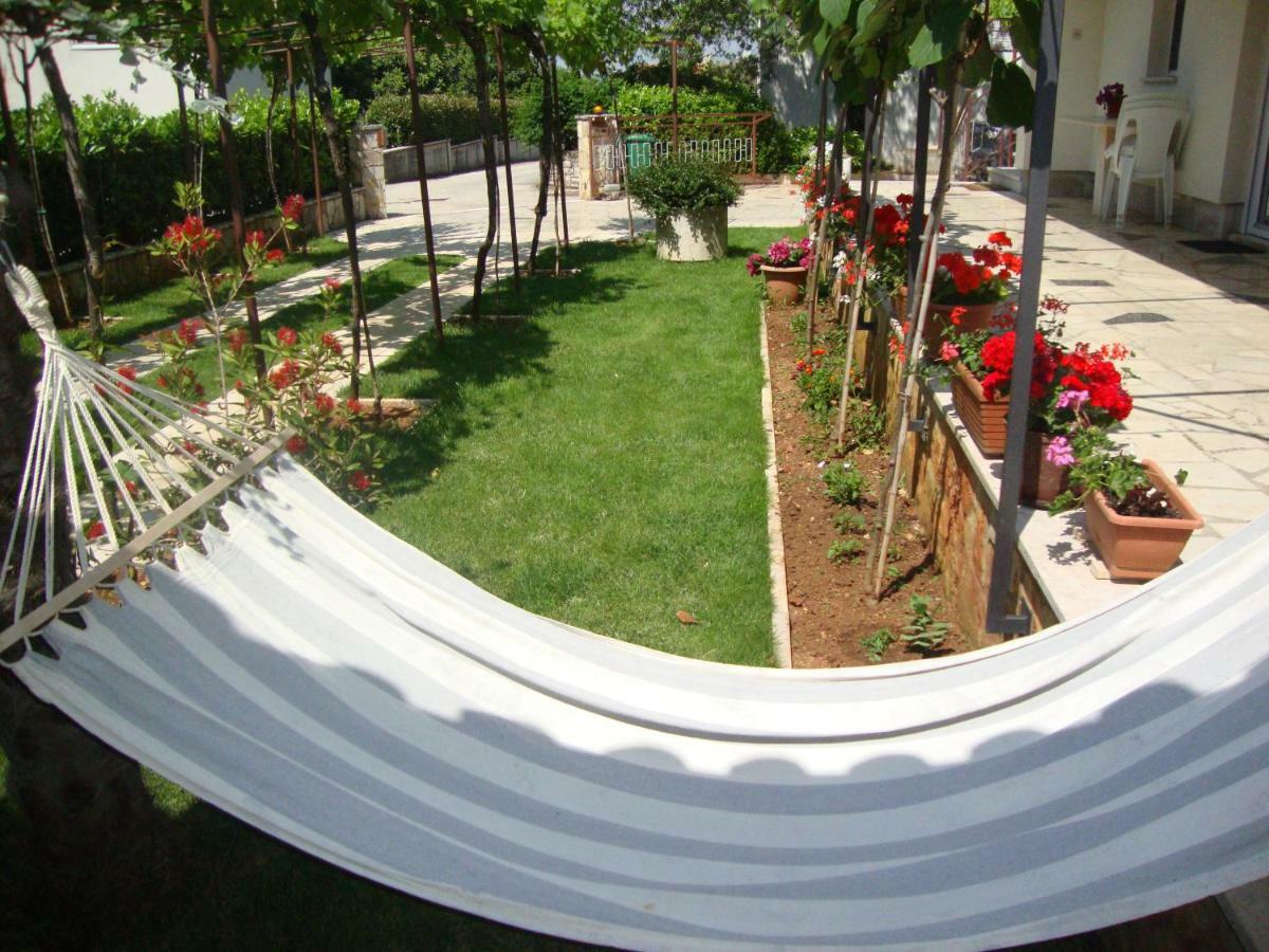 Apartment Mirta Pula Luaran gambar