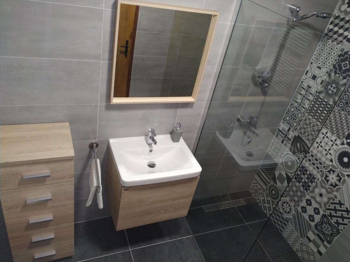 Apartment Mirta Pula Luaran gambar